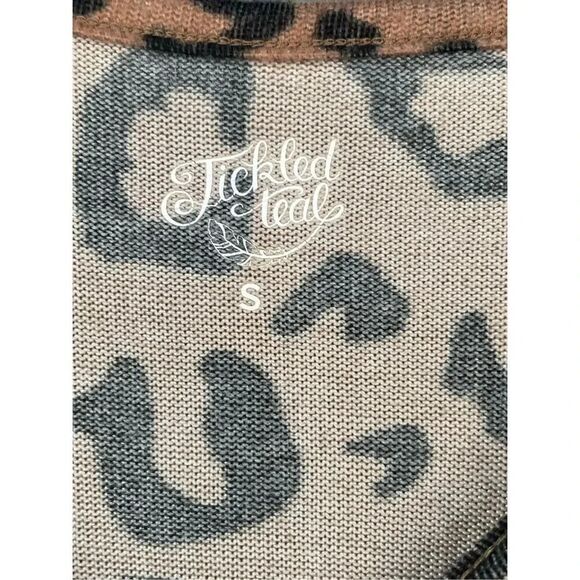 1634 Boho Leopard Animal Print Top Blouse Size‎ Small - Picture 4 of 6